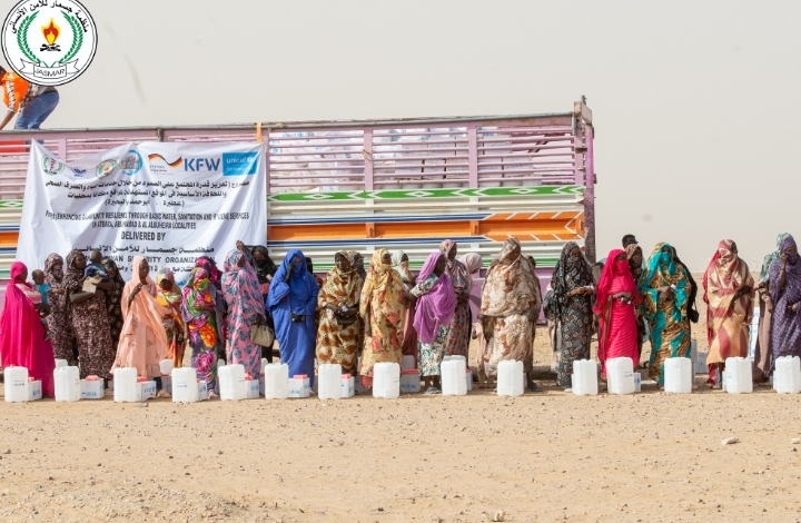 Distribution of WASH essential hygiene promotion supplies to the Makana's target beneficiaries and the most vulnerable host community
