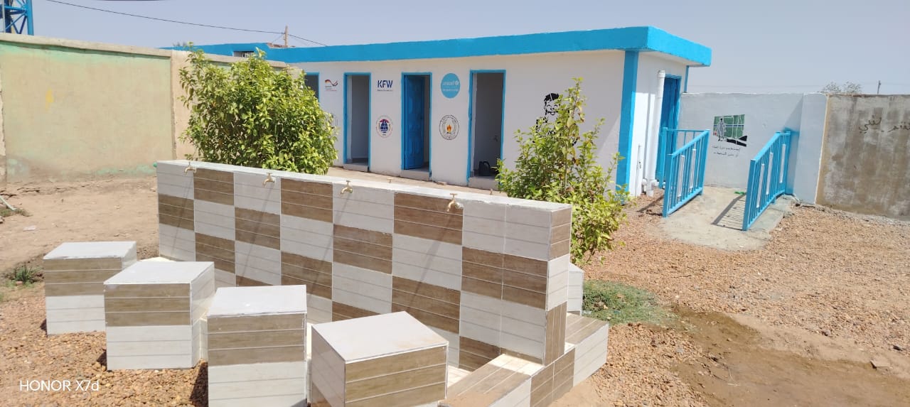 Rehabilitate ( 15) and dislodge – child friendly sanitation facilities , handwashing place for children in 15 targeted Makana’s.